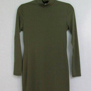 NWOT Long Sleeved Stretchy Mock Neck Soft Rib Pattern Bodycon Midi Dress Moss-10